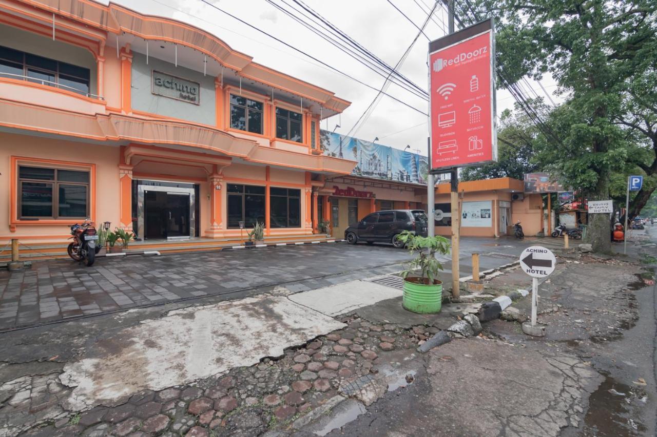 Reddoorz @ Achino Hotel Bandung Exterior photo