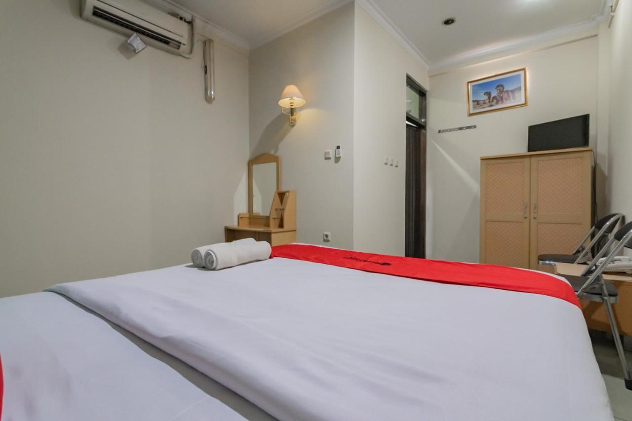 Reddoorz @ Achino Hotel Bandung Exterior photo