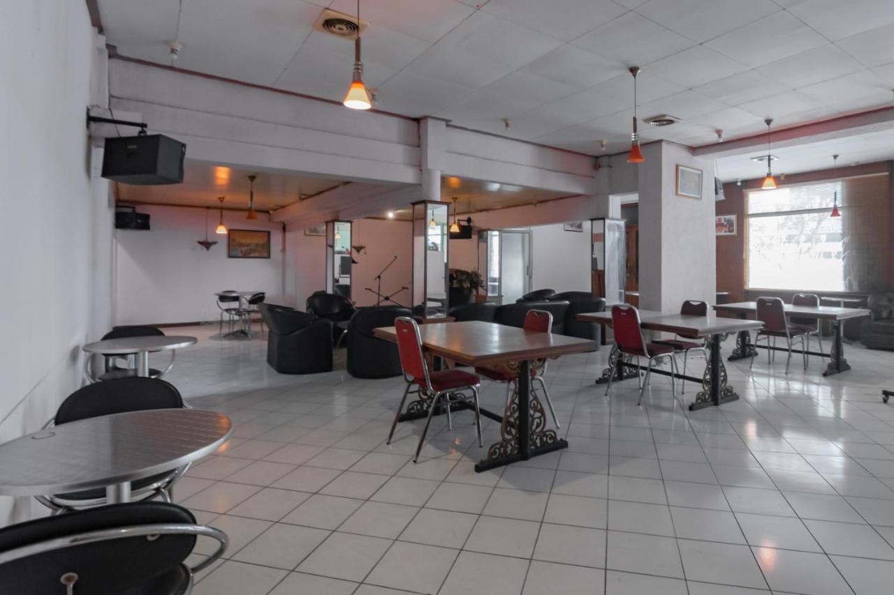 Reddoorz @ Achino Hotel Bandung Exterior photo